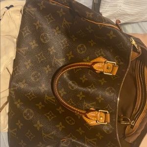 Lv monogram bag 30